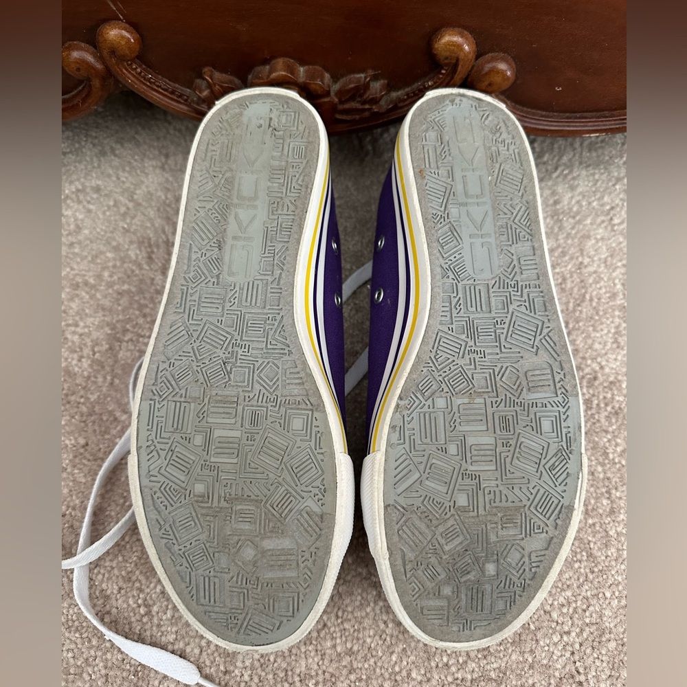 LSU sneakers. Size 6. - Picture 6 of 6